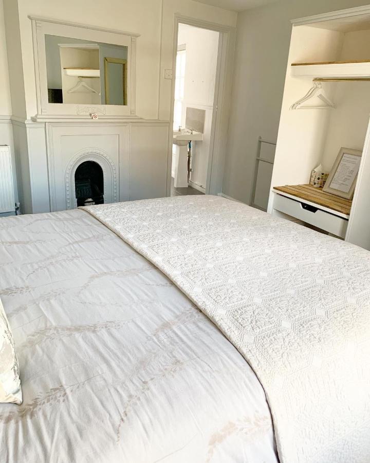The Traveller'S B&B Лаут Экстерьер фото